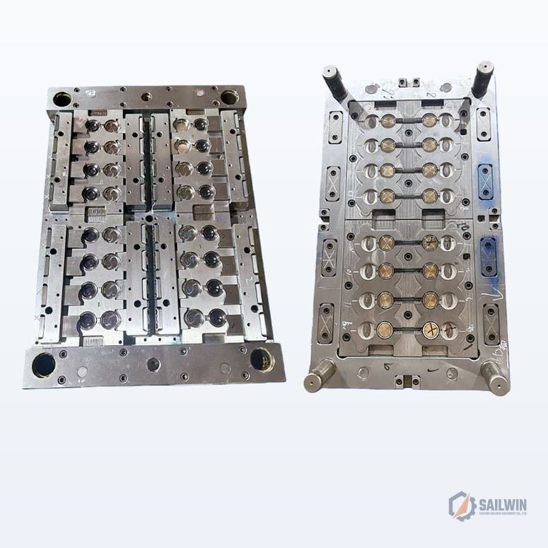 24-cavity cosmetic flip-top cap injection mold core and cavity plates assembly Sailwin