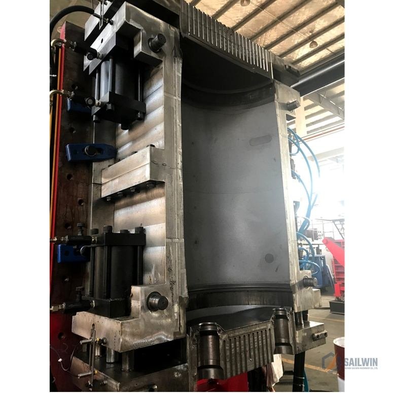 Accumulator-head 200L chemical drum mold with hydraulic cylinders Sailwin