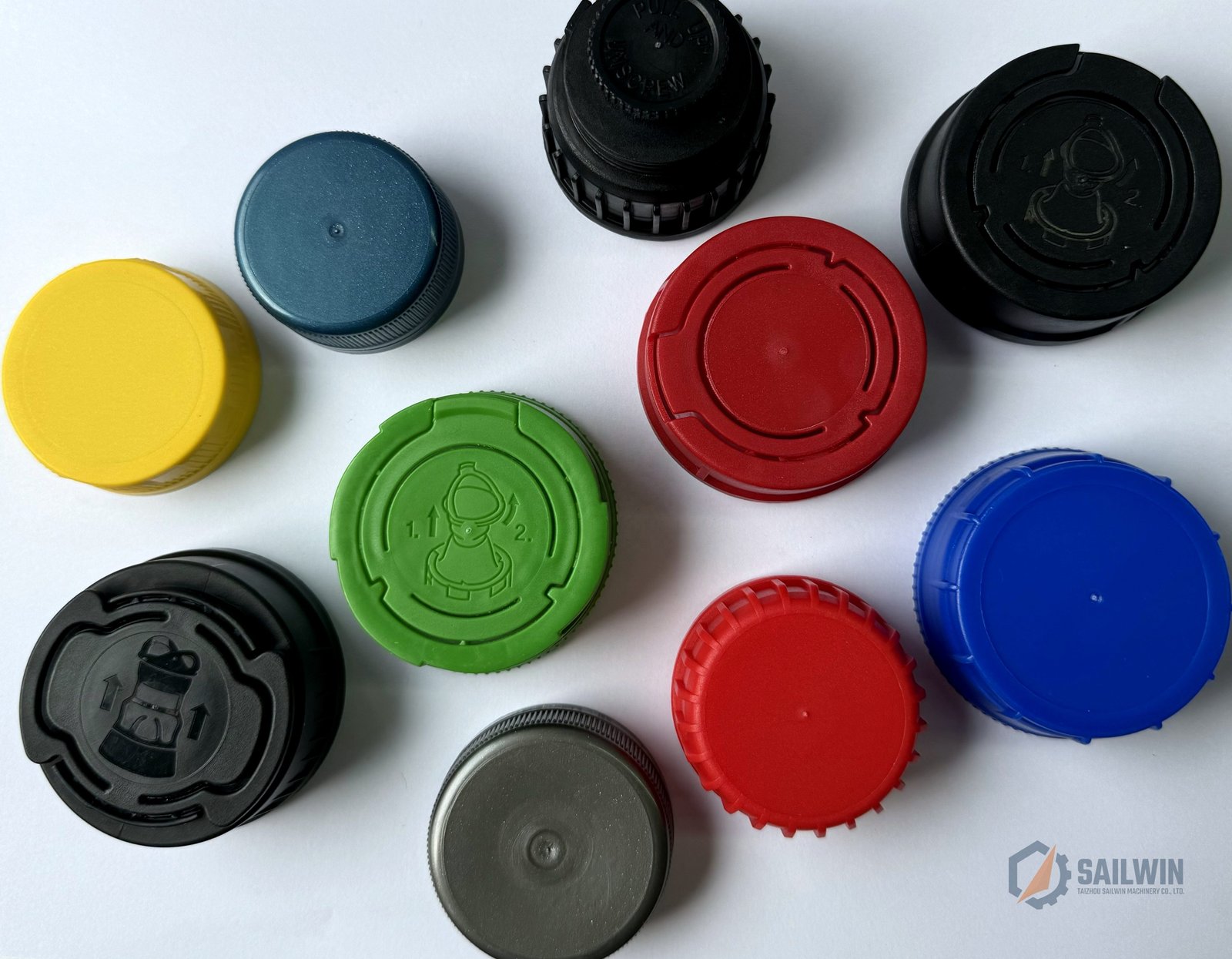 Comprehensive range of anti-counterfeit motor oil pull-out spout caps with embossed logos Sailwin