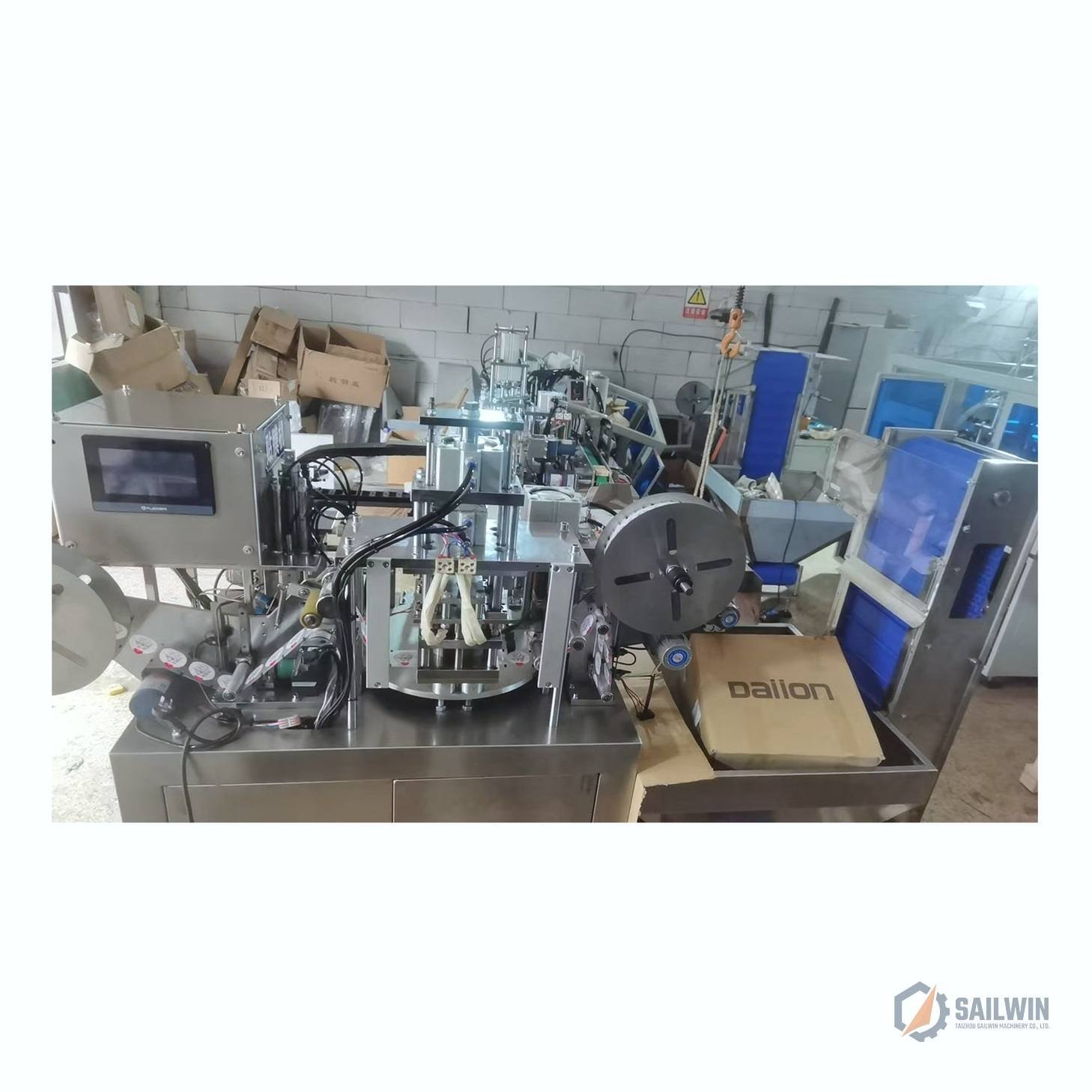 Touchscreen-controlled 5-gallon cap labeler and ultrasonic sealer Sailwin